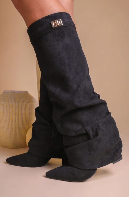 Vera Shark Boots