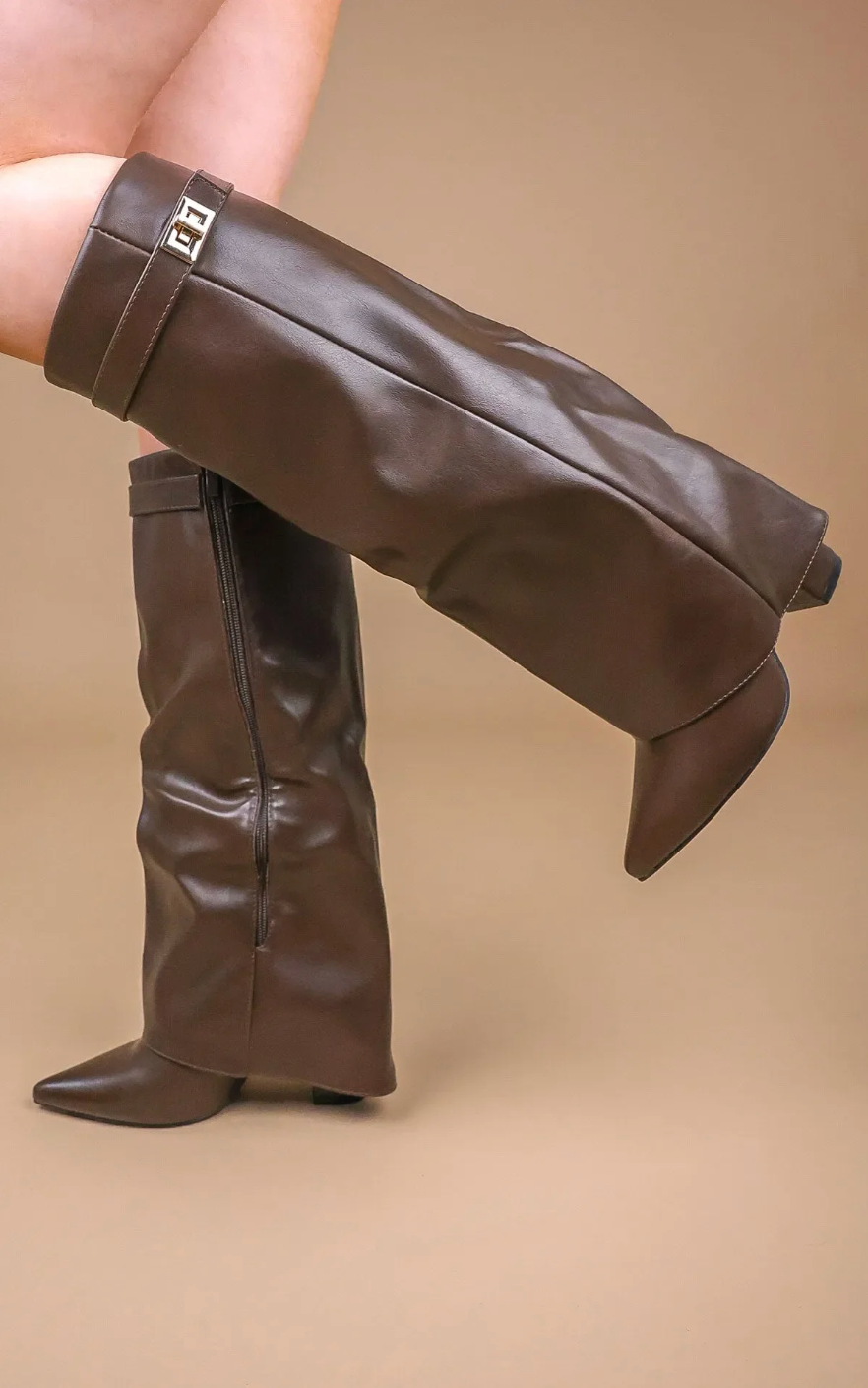 Vera Shark Boots