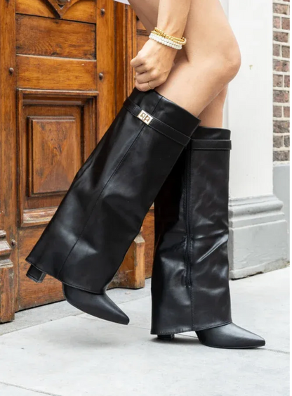 Vera Shark Boots